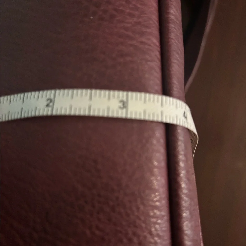 Elle Concealed Carry Hobo Bag Lockable‎ Adjustable Strap Faux Leather Burgundy